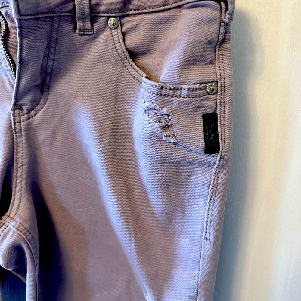 Silver Brand Cropped Denim size 28
